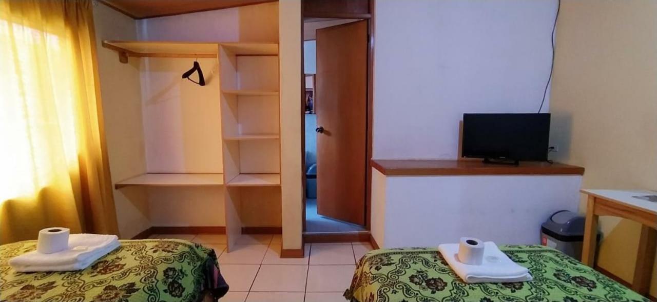 Hostal Dulzura Карас Экстерьер фото