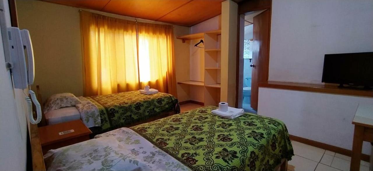 Hostal Dulzura Карас Экстерьер фото