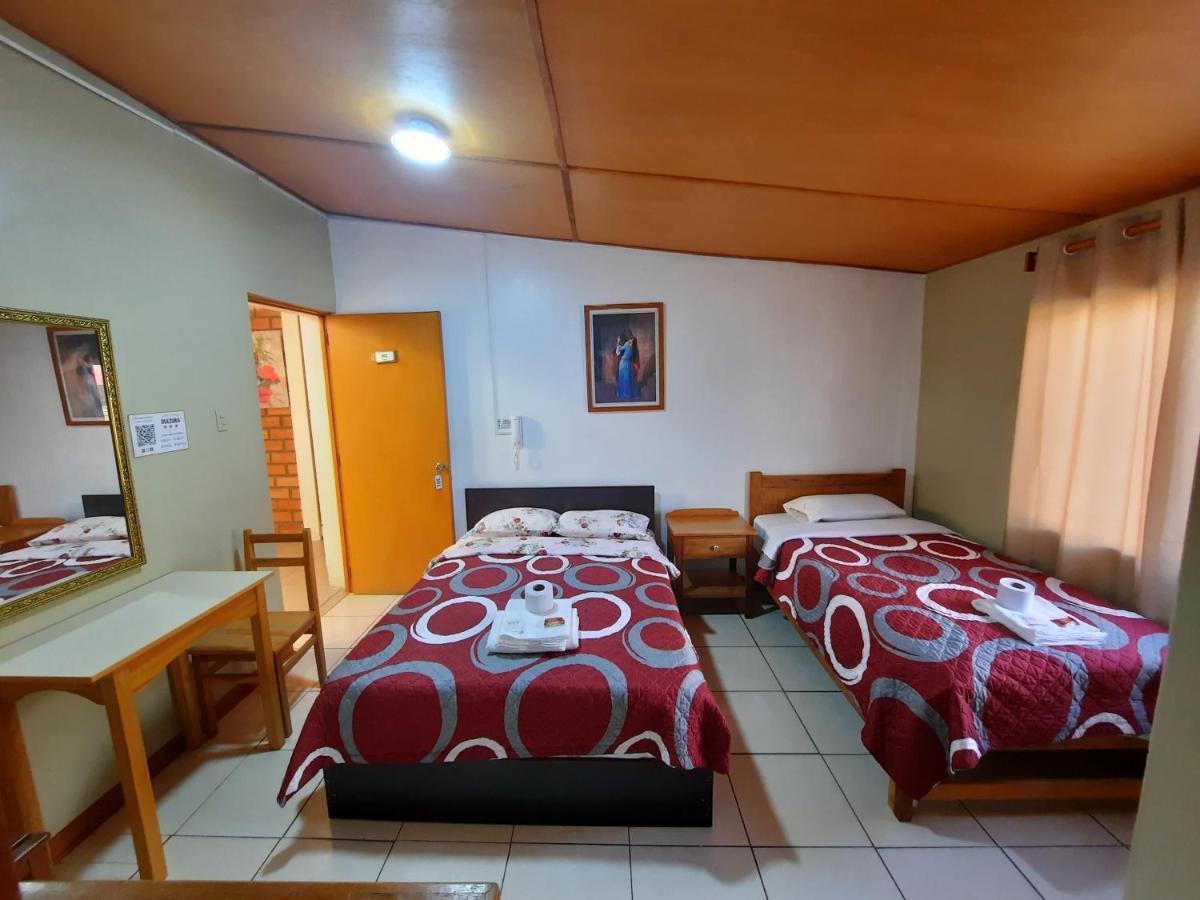 Hostal Dulzura Карас Экстерьер фото